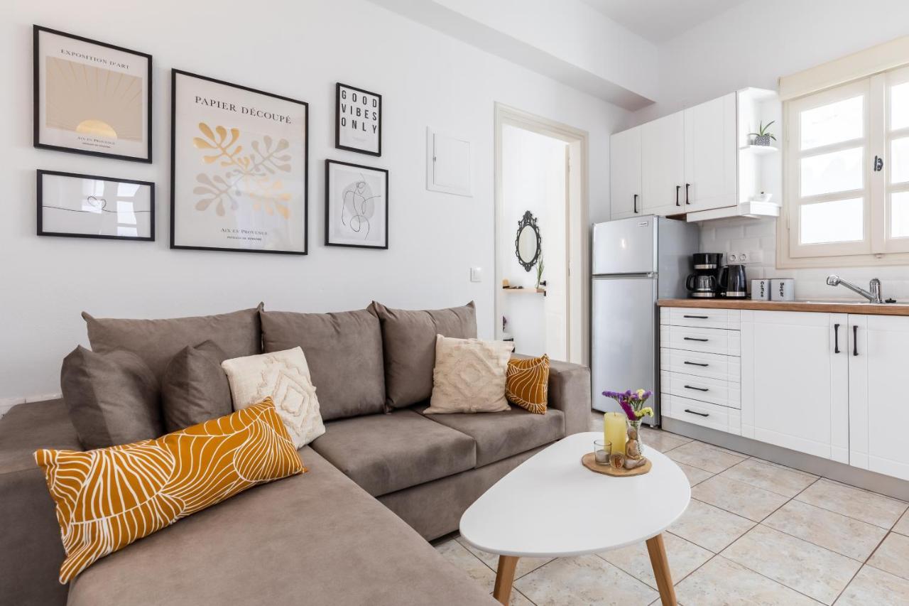 סקופלוס טאון Jasmine Guesthouse מראה חיצוני תמונה